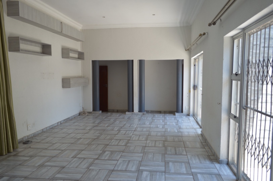 3 Bedroom Property for Sale in Wilkoppies North West